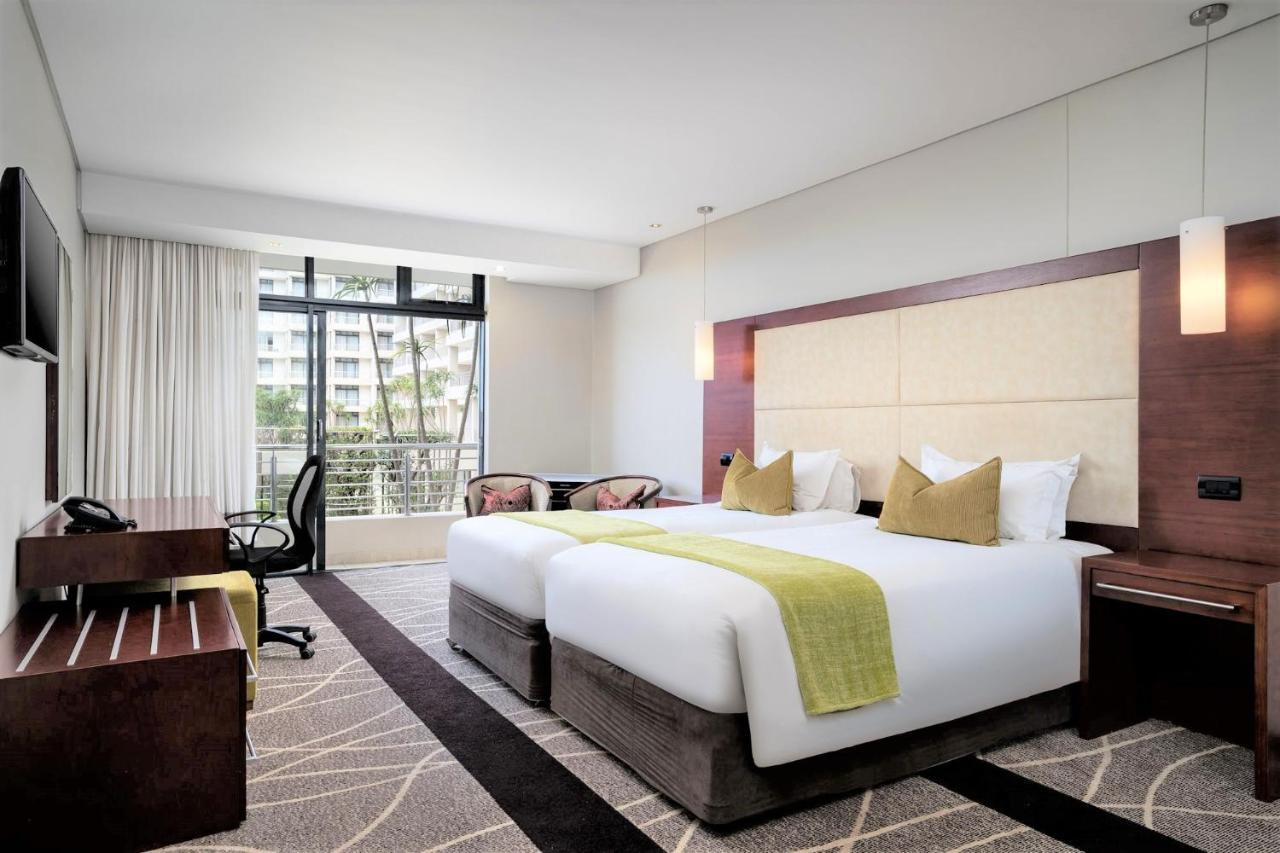 Premier Hotel East London Icc Exterior foto